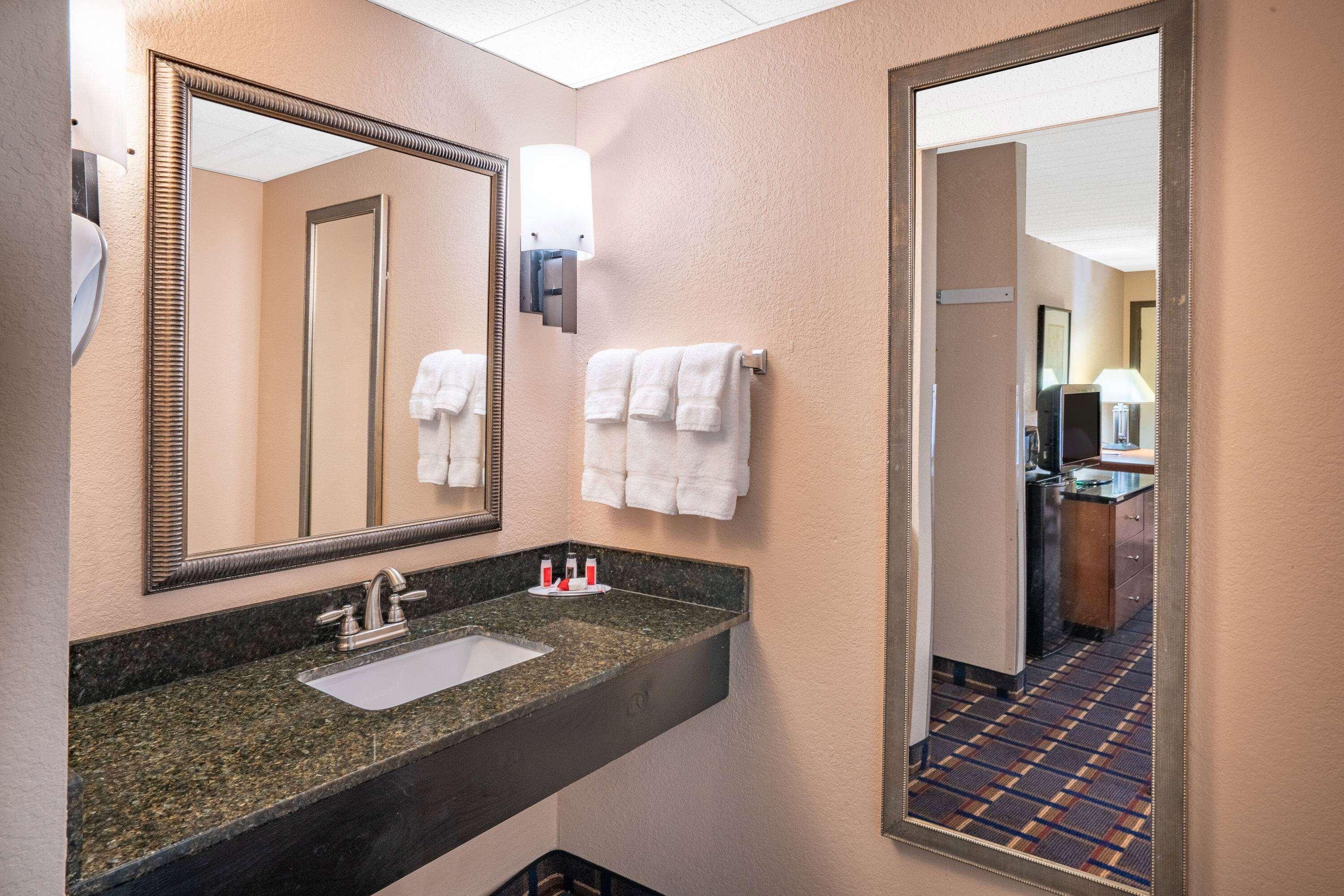 Baymont By Wyndham Knoxville I-75 Exterior foto